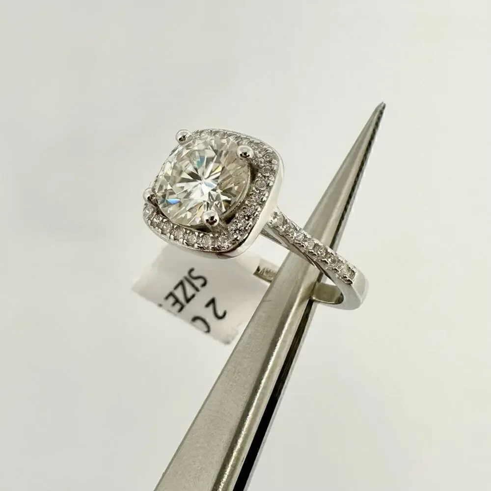 Moissanite Round Cut Cushion Cut Halo Ring Brilliant 2 Ct GRA Certified